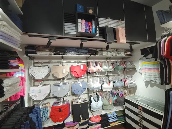 A & A Women Store
